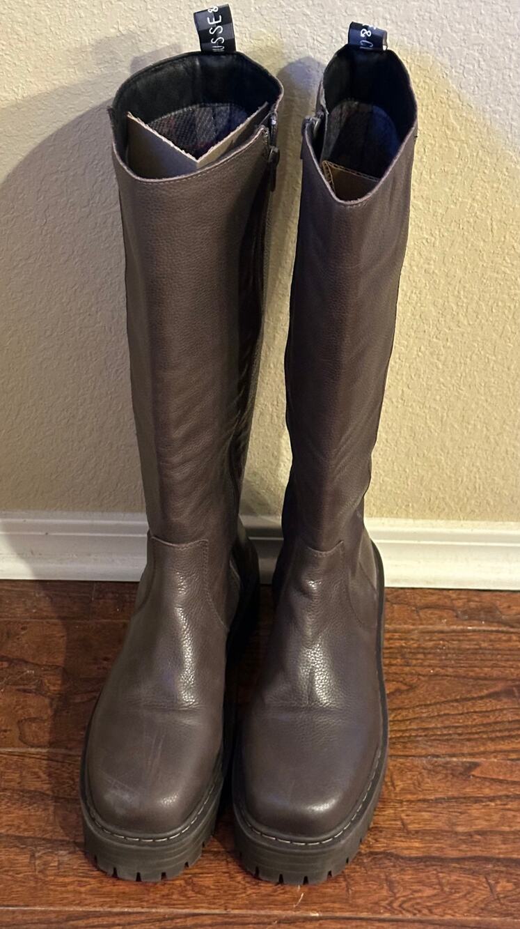 Musse & Cloud Brown Leather Knee High Lug Sole Boots Women’s 8 Plaid Lined
